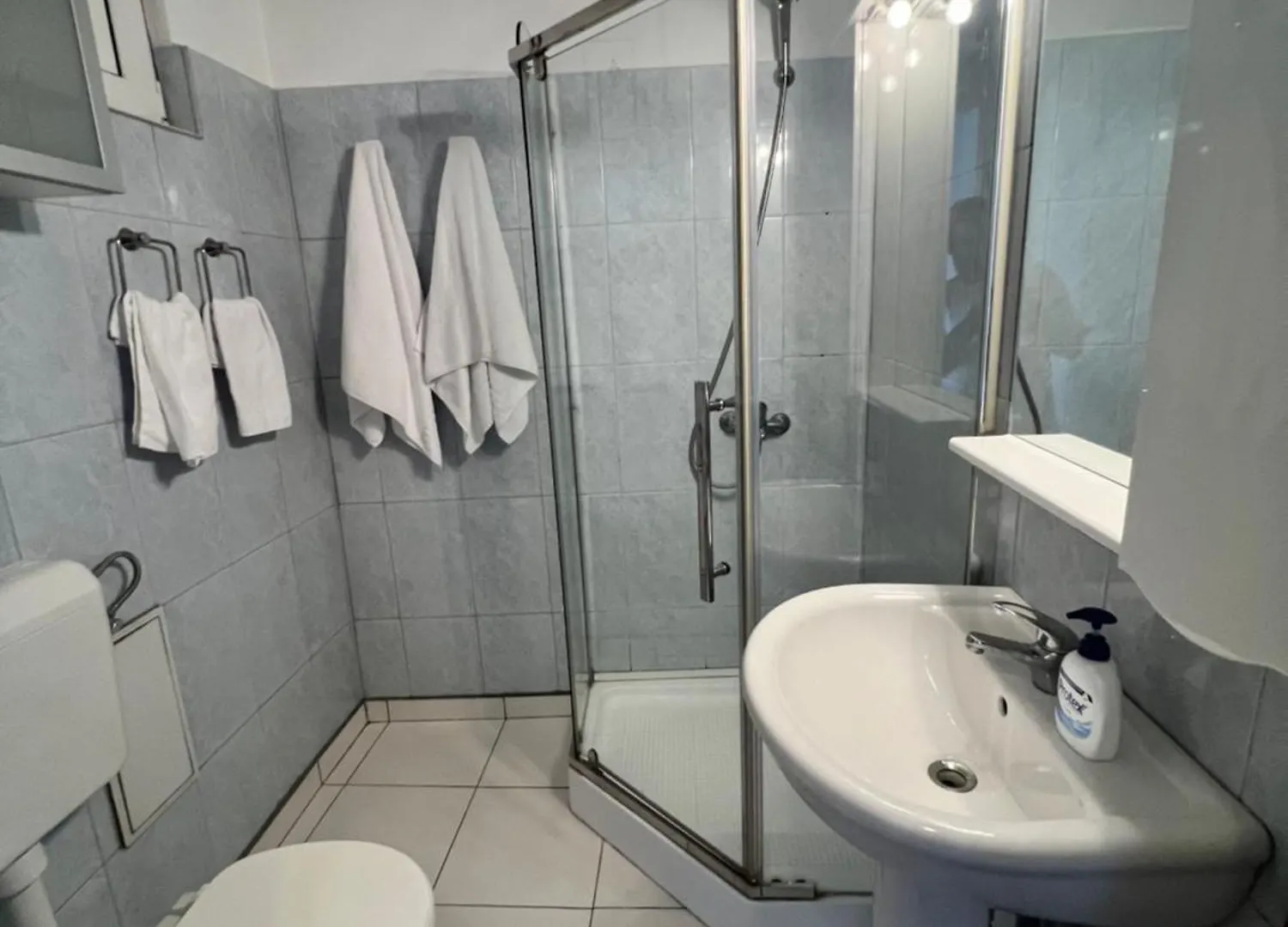 Lazy'S Haven - Apt Near Coltea Hospital Old Town Bucharest Apartment